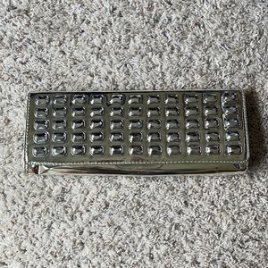 Steve Madden silver sequin snap purse